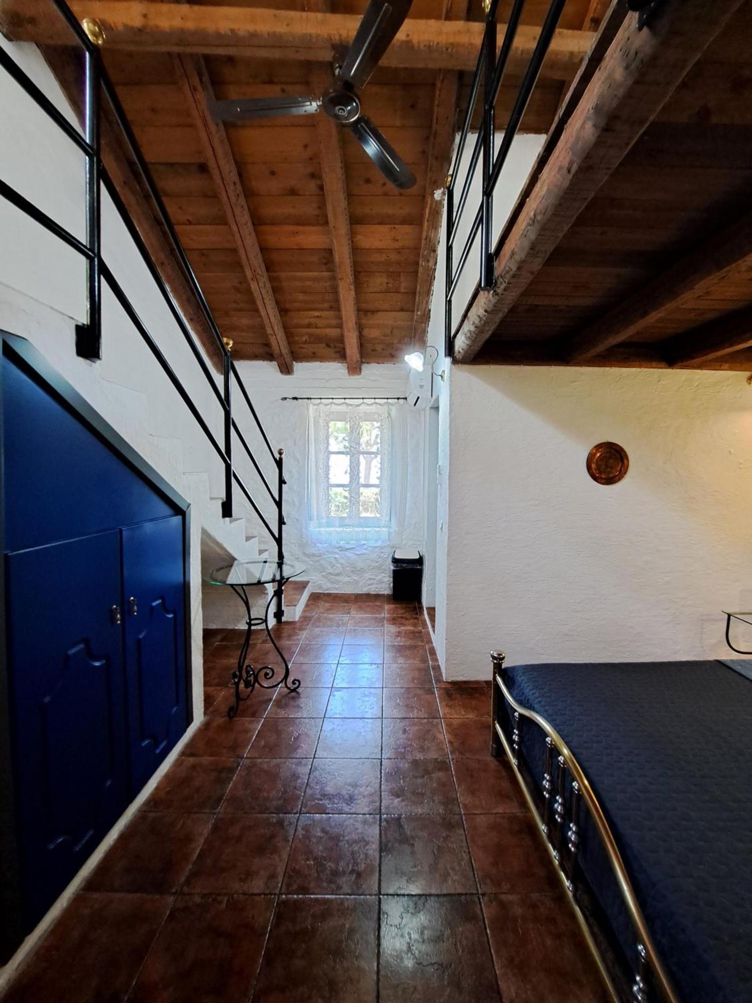 Tsivouli Accommodation Lithakia  ภายนอก รูปภาพ