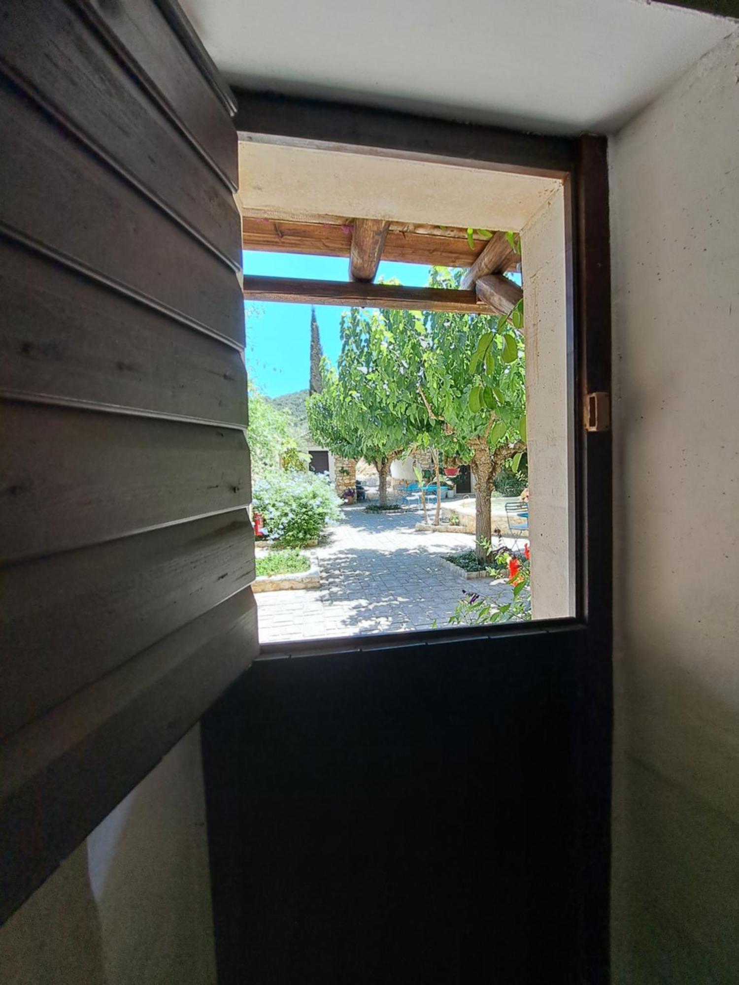 Tsivouli Accommodation Lithakia  ภายนอก รูปภาพ