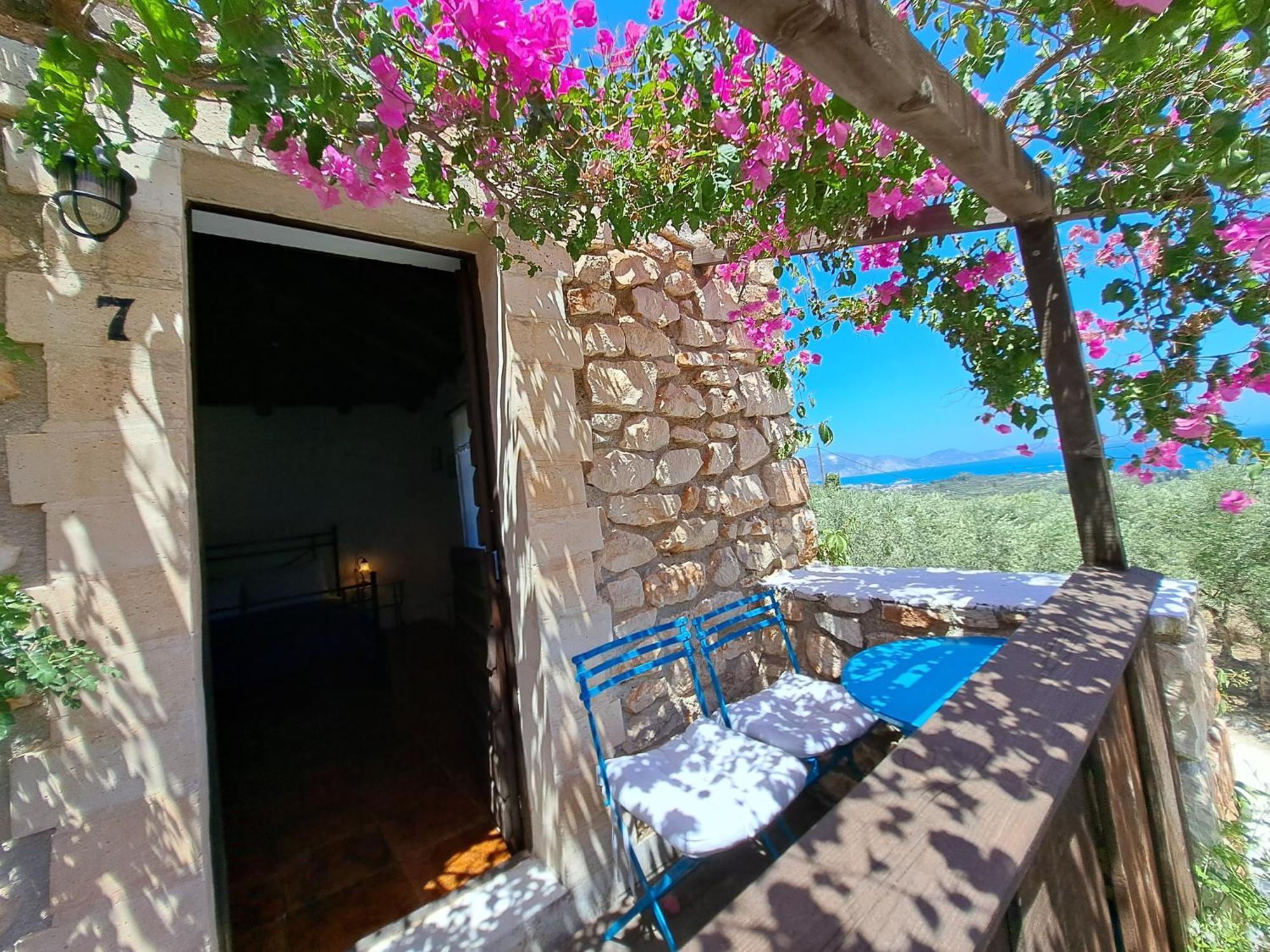 Tsivouli Accommodation Lithakia  ภายนอก รูปภาพ